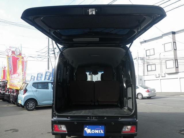 ハイゼットカーゴ クルーズ 自社販売1オーナー 寒冷地仕様 夏冬タイヤ+ホイール(11枚目)