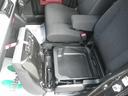 ☆助手席の下には大きな収納が☆