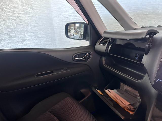 セレナ ハイウェイスター（10枚目）