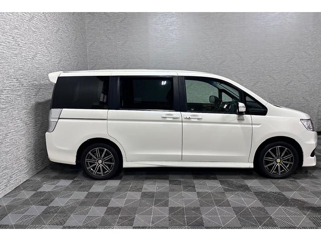 ステップワゴンスパーダ Ｚ　純正ナビ　ワンセグ　バックカメラ　フォグランプ（15枚目）