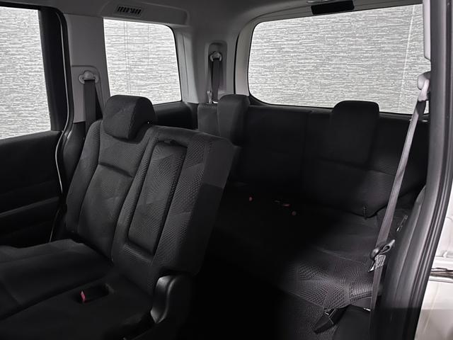 ステップワゴンスパーダ Ｚ　純正ナビ　ワンセグ　バックカメラ　フォグランプ（22枚目）