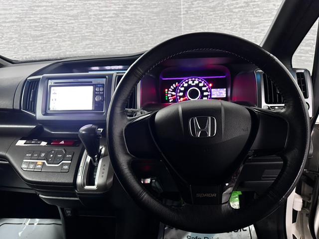 ステップワゴンスパーダ Ｚ　純正ナビ　ワンセグ　バックカメラ　フォグランプ（28枚目）