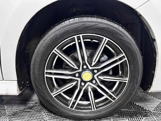 ステップワゴンスパーダ Ｚ　純正ナビ　ワンセグ　バックカメラ　フォグランプ（32枚目）