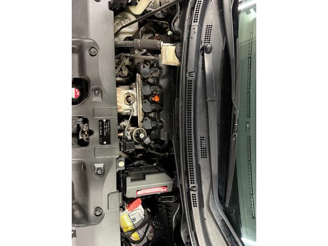 ステップワゴンスパーダ Ｚ　クールスピリット　４ＷＤ　ＷＳＲＳ　ＡＢＳ　スマートキー　純正９型ナビＴＶバックモニター　ＥＴＣ　両側パワースライドドア　横滑り防止　クルーズコントロール　ワイパーデアイサー（20枚目）