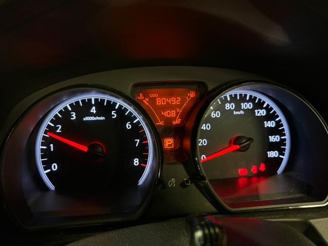 ノート Ｘ　ＦＯＵＲ　４ＷＤ　ＷＳＲＳ　ＡＢＳ　インテリジェントキー　プッシュスタート　純正ナビＴＶ　横滑り防止（11枚目）