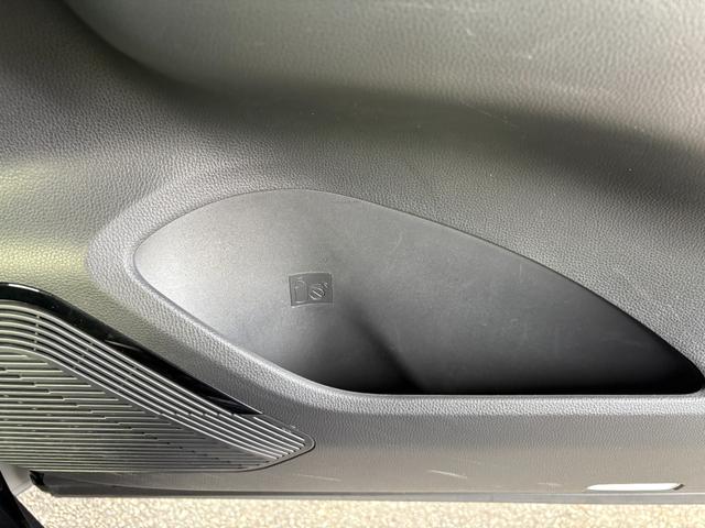 ハリアーハイブリッド Ｚ　レザーパッケージ　４ＷＤ　純正ナビ　全方位カメラ　ＪＢＬ　ＥＴＣ　デジタルインナーミラー　パノラマルーフ　クルーズコントロール　パワーバックドア（30枚目）