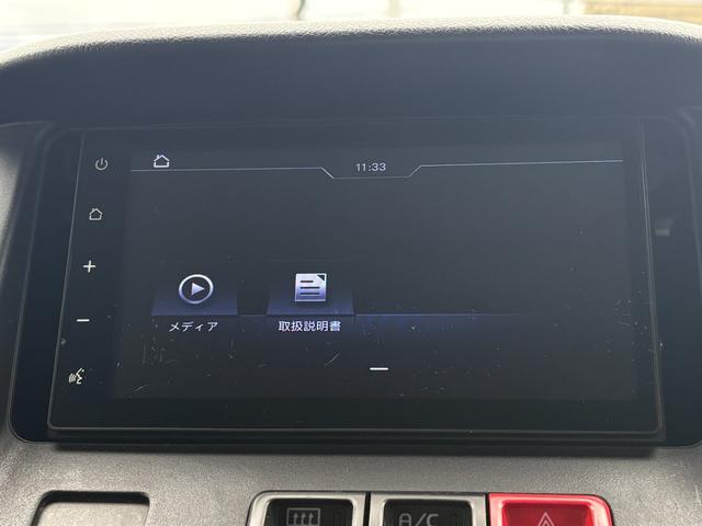 タウンエースバン  4WD 5速MT バックカメラ ETC 夏冬タイヤ 社外シートカバー 社外ベットキット 社外ディスプレイオーディオ(14枚目)