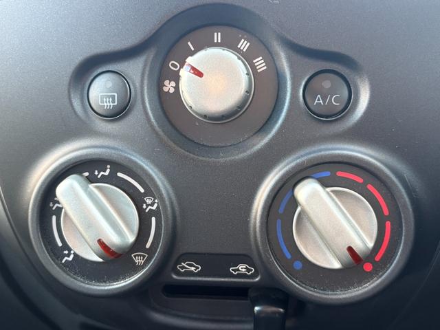 ノート X FOUR 4WD 寒冷地仕様 夏冬タイヤ付 社外エンジンスターター 純正ナビ バックカメラ ETC クリアランスソナー Bluetooth接続 ワンセグ キーレス 4WD切り替え オートライト マニュアルAC(23枚目)