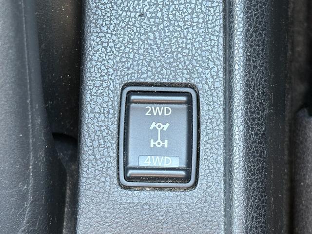 ノート X FOUR 4WD 寒冷地仕様 夏冬タイヤ付 社外エンジンスターター 純正ナビ バックカメラ ETC クリアランスソナー Bluetooth接続 ワンセグ キーレス 4WD切り替え オートライト マニュアルAC(24枚目)