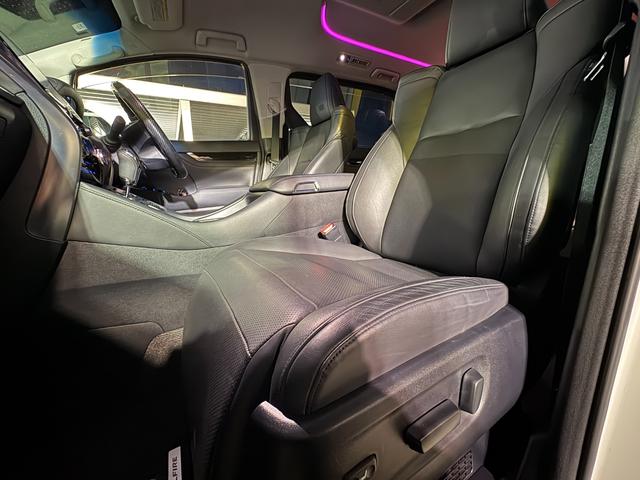 ヴェルファイアハイブリッド ＺＲ　Ｇエディション　４ＷＤ　純正ＪＢＬナビ　寒冷地仕様　バックカメラ　全方位カメラ　ＥＴＣ　両側パワスラ　電動リアゲート　クルコン　シートヒーター　ステアリングヒーター　Ｂｌｕｅｔｏｏｔｈ　フリップダウン　オットマン（36枚目）