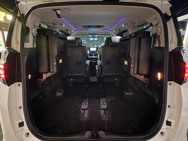 ヴェルファイアハイブリッド ＺＲ　Ｇエディション　４ＷＤ　純正ＪＢＬナビ　寒冷地仕様　バックカメラ　全方位カメラ　ＥＴＣ　両側パワスラ　電動リアゲート　クルコン　シートヒーター　ステアリングヒーター　Ｂｌｕｅｔｏｏｔｈ　フリップダウン　オットマン（46枚目）