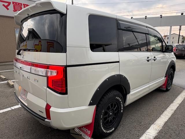 デリカＤ：５ Ｐ　ＪＡＯＳグリル／スキットバー／フェンダーガーニッシュ／Ｆ．Ｒマッドガード　バグガード　純正ウイング　オープンカントリーマッドタイヤ　オートステップ　純ナビ　全方位　両側パワスラ　電動リアゲート　ＥＴＣ（7枚目）