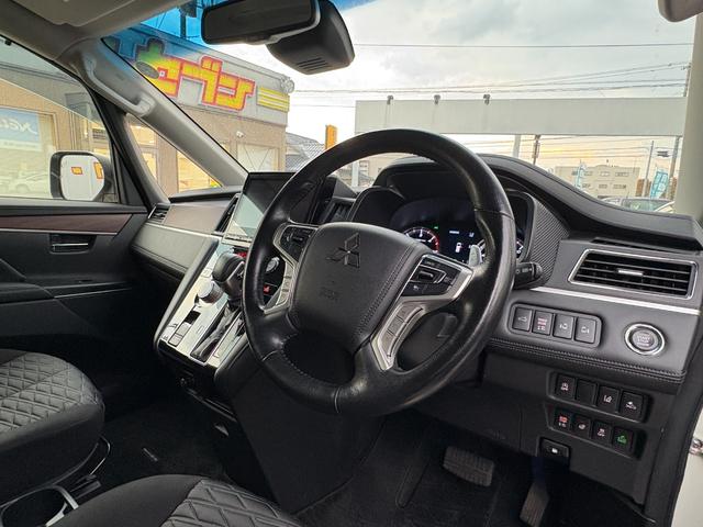 デリカＤ：５ Ｐ　ＪＡＯＳグリル／スキットバー／フェンダーガーニッシュ／Ｆ．Ｒマッドガード　バグガード　純正ウイング　オープンカントリーマッドタイヤ　オートステップ　純ナビ　全方位　両側パワスラ　電動リアゲート　ＥＴＣ（38枚目）