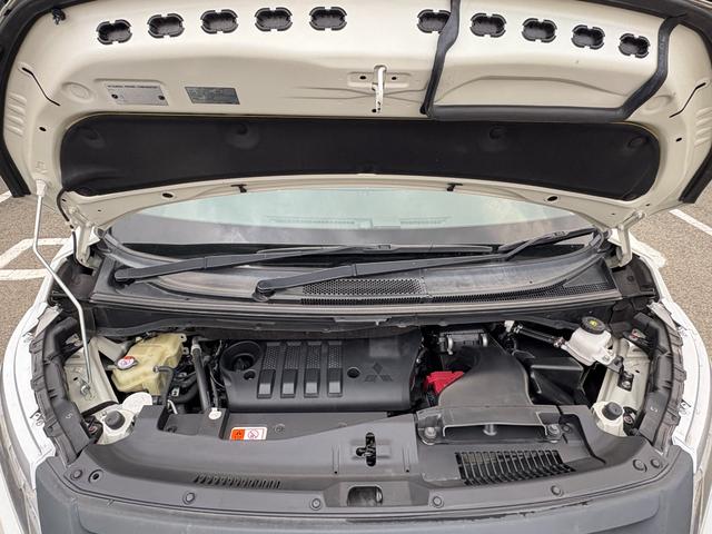 デリカＤ：５ Ｐ　ＪＡＯＳグリル／スキットバー／フェンダーガーニッシュ／Ｆ．Ｒマッドガード　バグガード　純正ウイング　オープンカントリーマッドタイヤ　オートステップ　純ナビ　全方位　両側パワスラ　電動リアゲート　ＥＴＣ（50枚目）