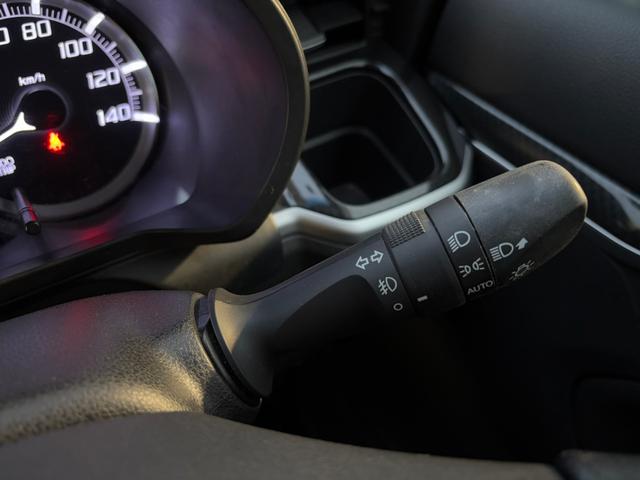 ムーヴ カスタム　ＸリミテッドＩＩ　ＳＡＩＩＩ　４ＷＤ／全周囲カメラ／メモリナビ／フルセグＴＶ／衝突被害軽減システム／シートヒーター／バックカメラ／ステアリングスイッチ／アイドリングストップ／スマートキー／社外１４インチアルミホイール（21枚目）