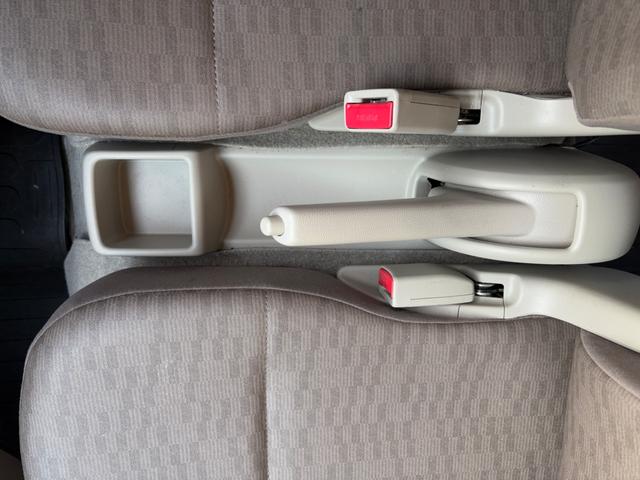 NV100クリッパーバン DX 4WD/5速MT/横滑り防止装置/キーレス/パワーウィンドウ/エアバック/両側スライドドア(30枚目)