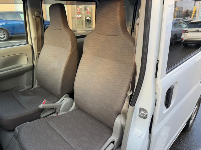 NV100クリッパーバン DX 4WD/5速MT/横滑り防止装置/キーレス/パワーウィンドウ/エアバック/両側スライドドア(34枚目)