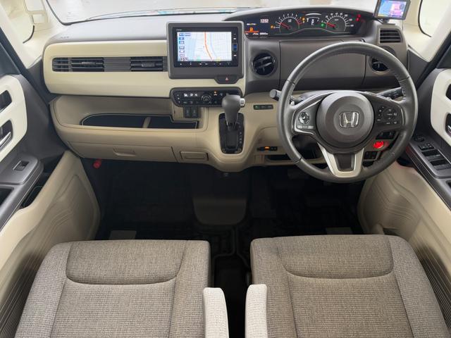 Ｎ－ＢＯＸ Ｇ・ＥＸターボホンダセンシング　４ＷＤ／純正ナビ／バックカメラ／ホンダセイシング／シートヒーター／ＥＴＣ／前後ドライブレコーダー／フルセグＴＶ／両側パワースライドドア（16枚目）