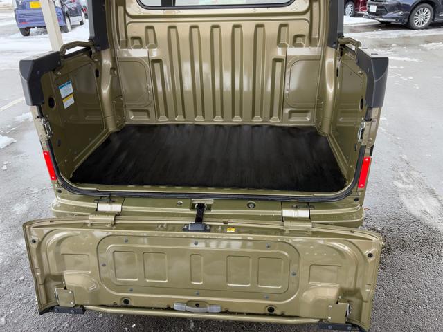 ハイゼットカーゴ デッキバン　４ＷＤ／５速ＭＴ／スマートアシスト３／フォグランプ／両側スライドドア（38枚目）