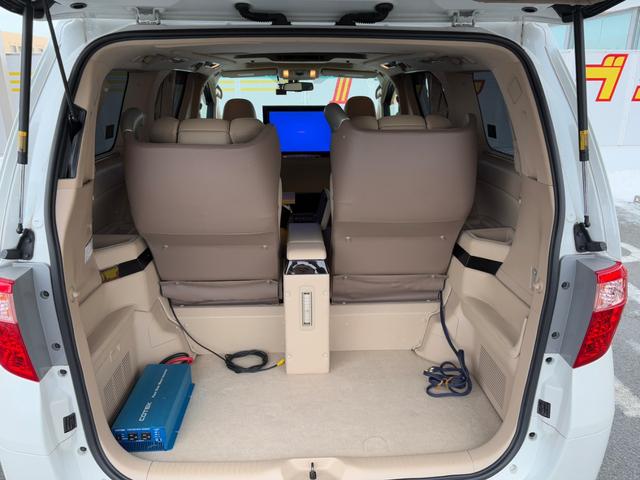 アルファードハイブリッド Ｇ　Ｌパッケージ　ロイヤルラウンジＬＥ　ａｄｍｉｒａｔｉｏｎフルエアロ／４ＷＤ／リアエンターテイメントシステム／純正ナビ／ＴＶ／パノラミックビューモニター／スーパーライブサウンド／サンルーフ／パワーバックドア／両側パワスラ／ドラレコ／ＥＴＣ（51枚目）