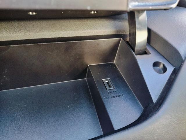 セレナ ハイウェイスター　４ＷＤ　本州仕入　プロパイロット　クルーズコントロール　アラウンドビューモニター　両側パワースライドドア　ナビ　フルセグ　Ｂｌｕｅｔｏｏｔｈ　ＬＥＤヘッドライト　ＵＳＢ　ＥＴＣ（29枚目）