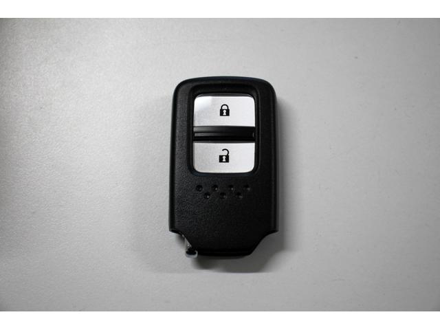フィット 13G・Fパッケージ ユーザー買取直販・バックモニター・ワンセグテレビ・Kenwoodナビ・Bluetoothオーディオ・ETC・ドライブレコーダー・スマートキー・プッシュスタート・オートエアコン・盗難防止システム(20枚目)