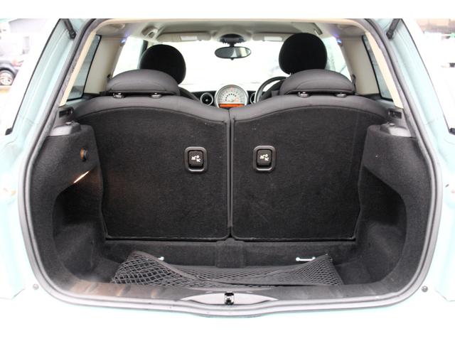 ＭＩＮＩ クーパーＳ　ユーザー買取直販・ＢＭＷ純正ＡＷ付夏タイヤ・カロテッツアナビ・フルセグテレビ・ガイドライン付バックカメラ・Ｂｌｕｅｔｏｏｔｈ接続・ＭＴモード付・ディスチャージドランプ・ＡＢＳ・プッシュ・フォグライト（36枚目）