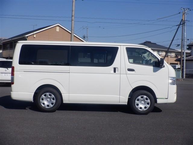 ハイエースバン ロングDX GLパッケージ 4WD/トヨタセーフティセンス/バックモニター/LEDヘッドランプ/イージークロージャー(4枚目)