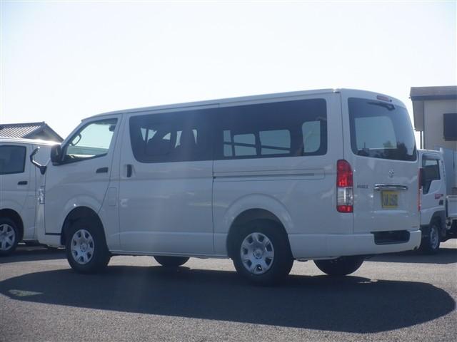 ハイエースバン ロングDX GLパッケージ 4WD/トヨタセーフティセンス/バックモニター/LEDヘッドランプ/イージークロージャー(9枚目)