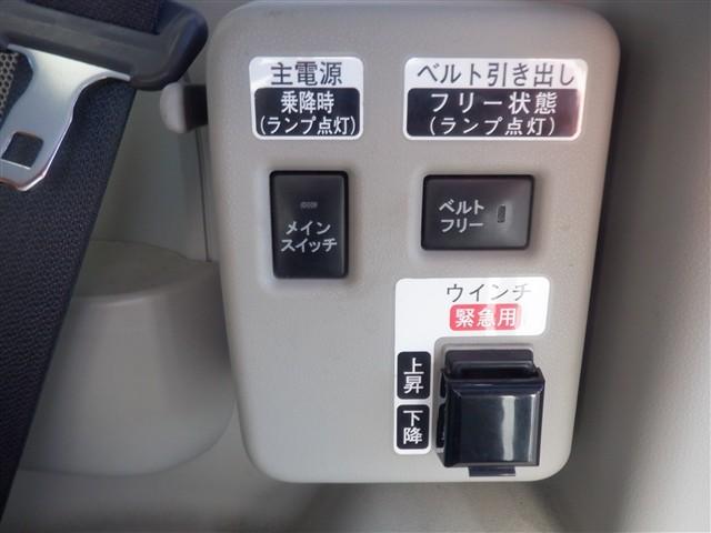 タント Ｌ　フレンドシップ／車いすスロープ仕様／リヤシート付き／メモリーナビ（12枚目）