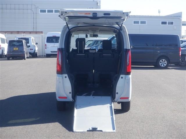 N-BOX スロープ 車いす仕様/ホンダセンシング/メモリーナビTV/バックカメラ/ドラレコ(4枚目)