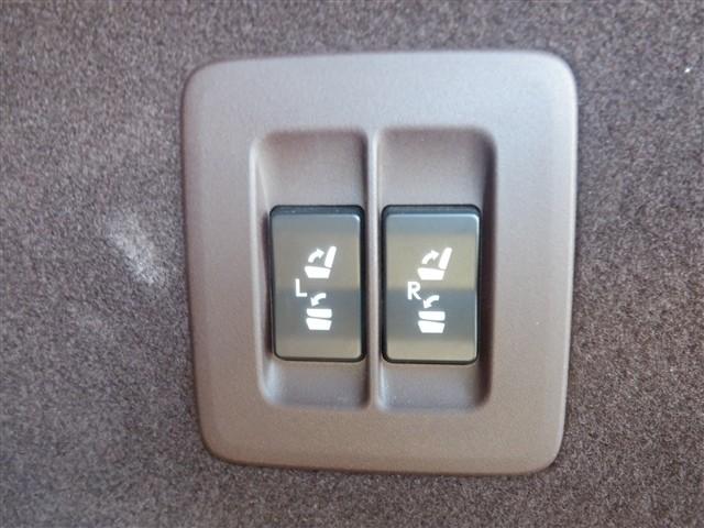 RX RX200t バージョンL /1オーナー/プリクラッシュセーフティ/パノラマルーフ&ルーフレール/ホワイトレザー/メモリーナビTV/全方位&バックカメラ/2.0ETC/パワーバックドア(14枚目)