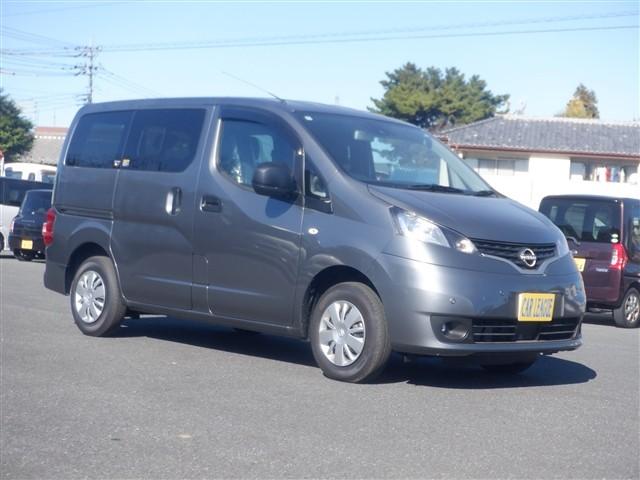 ＮＶ２００バネットバン ＧＸ　／エマージェンシーブレーキ／キーレスキ－／天張りあり／荷台ゴムマット／リヤスモークガラス／１オーナー（6枚目）