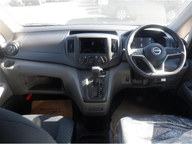 ＮＶ２００バネットバン ＧＸ　／エマージェンシーブレーキ／キーレスキ－／天張りあり／荷台ゴムマット／リヤスモークガラス／１オーナー（14枚目）