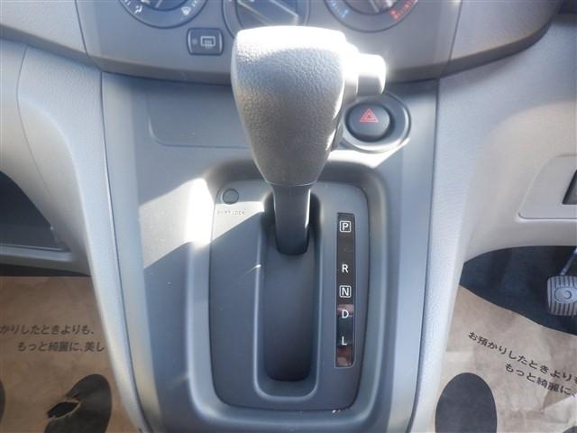 ＮＶ２００バネットバン ＧＸ　／エマージェンシーブレーキ／キーレスキ－／天張りあり／荷台ゴムマット／リヤスモークガラス／１オーナー（17枚目）