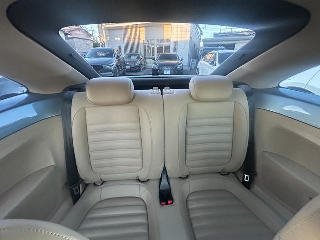 ザ・ビートル デザインマイスター Goo鑑定車 保証付 ヒーター付ベージュカワシート 純正ナビ TV Bluetoot バックカメラ ETC プッシュスタート ブラインドスポットモニター オートクルーズ スマートキー2個 BSM(45枚目)