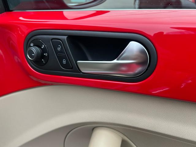 ザ・ビートル デザインレザーパッケージ　Ｇｏｏ鑑定車　保証付　ワンオーナー　禁煙車　ベージュ内装　ヒーター付皮シート　ナビ　ＴＶ　バックカメラ　Ｂｌｕｅｔｏｏｔｈ　ＥＴＣ　クリアランスソナー　ドラレコ前後　オートライト　クルコン（35枚目）