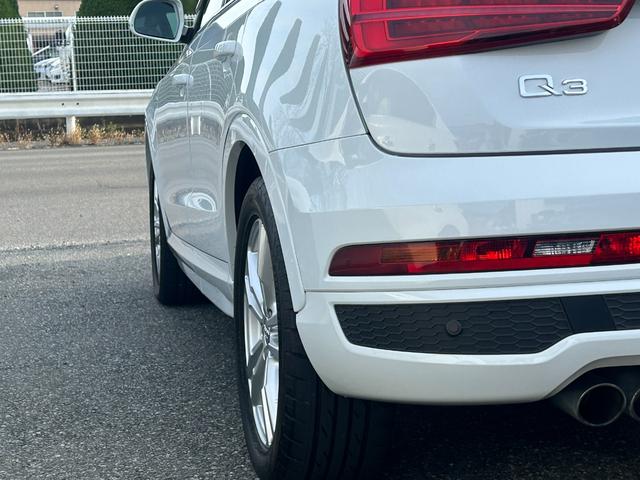 Q3 2.0TFSIクワトロ180PS Sラインパッケージ Goo鑑定車 保証付 ワンオーナー 禁煙車 クワトロSラインパッケージ ナビ TV バックカメラ Bluetooth ETC 前後ドラレコ パワーバックドア アドバンスキー ハーフレザーシート(17枚目)