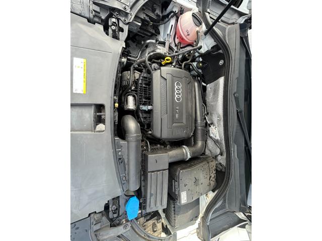 Q3 2.0TFSIクワトロ180PS Sラインパッケージ Goo鑑定車 保証付 ワンオーナー 禁煙車 クワトロSラインパッケージ ナビ TV バックカメラ Bluetooth ETC 前後ドラレコ パワーバックドア アドバンスキー ハーフレザーシート(41枚目)