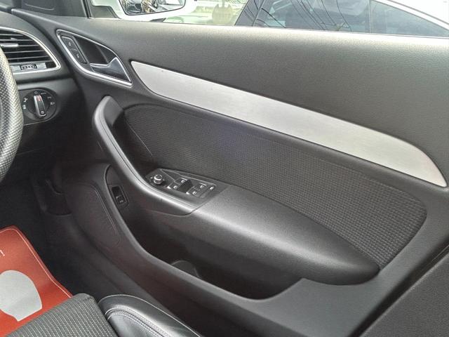 Q3 2.0TFSIクワトロ180PS Sラインパッケージ Goo鑑定車 保証付 ワンオーナー 禁煙車 クワトロSラインパッケージ ナビ TV バックカメラ Bluetooth ETC 前後ドラレコ パワーバックドア アドバンスキー ハーフレザーシート(50枚目)