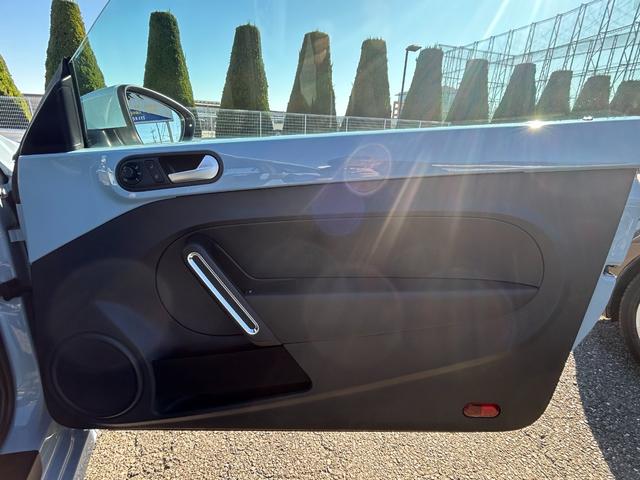ザ・ビートル デザインレザーパッケージ Goo鑑定車 保証付 ナビ TV Bluetooth バックカメラ ETC クルーズコントロール 走行距離6646Km時にディーラーにてメーター交換実施記録簿有 ディーラー整備記録簿有(32枚目)