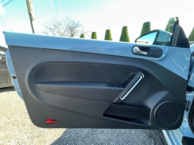 ザ・ビートル デザインレザーパッケージ Goo鑑定車 保証付 ナビ TV Bluetooth バックカメラ ETC クルーズコントロール 走行距離6646Km時にディーラーにてメーター交換実施記録簿有 ディーラー整備記録簿有(56枚目)