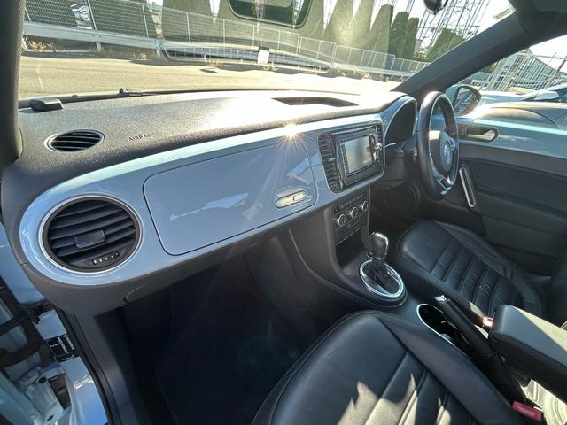 ザ・ビートル デザインレザーパッケージ Goo鑑定車 保証付 ナビ TV Bluetooth バックカメラ ETC クルーズコントロール 走行距離6646Km時にディーラーにてメーター交換実施記録簿有 ディーラー整備記録簿有(64枚目)