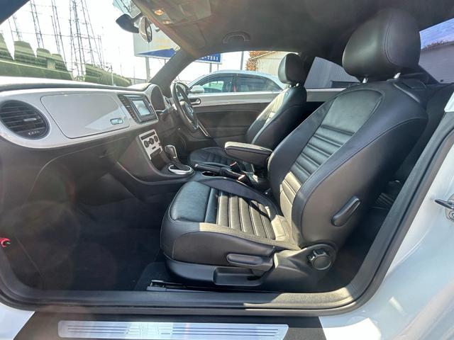 Ｇｏｏ鑑定車　保証付　ヒーター付皮シート　ナビ　ＴＶ　Ｂｌｕｅｔｏｏｔｈ　バックカメラ　クリアランスソナー　オートクルーズ　キーレス２個　ＨＩＤオートライト　ＥＴＣ