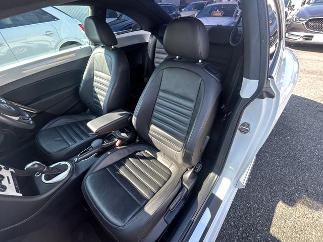 Ｇｏｏ鑑定車　保証付　ヒーター付皮シート　ナビ　ＴＶ　Ｂｌｕｅｔｏｏｔｈ　バックカメラ　クリアランスソナー　オートクルーズ　キーレス２個　ＨＩＤオートライト　ＥＴＣ