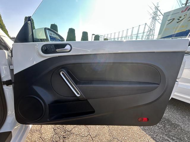 Ｇｏｏ鑑定車　保証付　ヒーター付皮シート　ナビ　ＴＶ　Ｂｌｕｅｔｏｏｔｈ　バックカメラ　クリアランスソナー　オートクルーズ　キーレス２個　ＨＩＤオートライト　ＥＴＣ