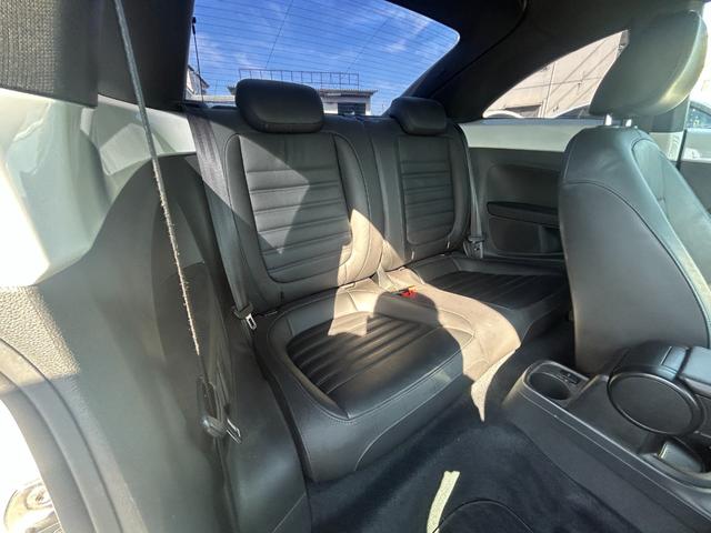 Ｇｏｏ鑑定車　保証付　ヒーター付皮シート　ナビ　ＴＶ　Ｂｌｕｅｔｏｏｔｈ　バックカメラ　クリアランスソナー　オートクルーズ　キーレス２個　ＨＩＤオートライト　ＥＴＣ