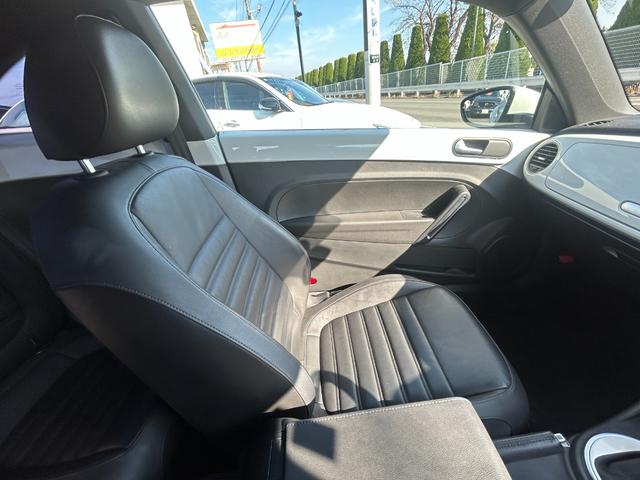 Ｇｏｏ鑑定車　保証付　ヒーター付皮シート　ナビ　ＴＶ　Ｂｌｕｅｔｏｏｔｈ　バックカメラ　クリアランスソナー　オートクルーズ　キーレス２個　ＨＩＤオートライト　ＥＴＣ