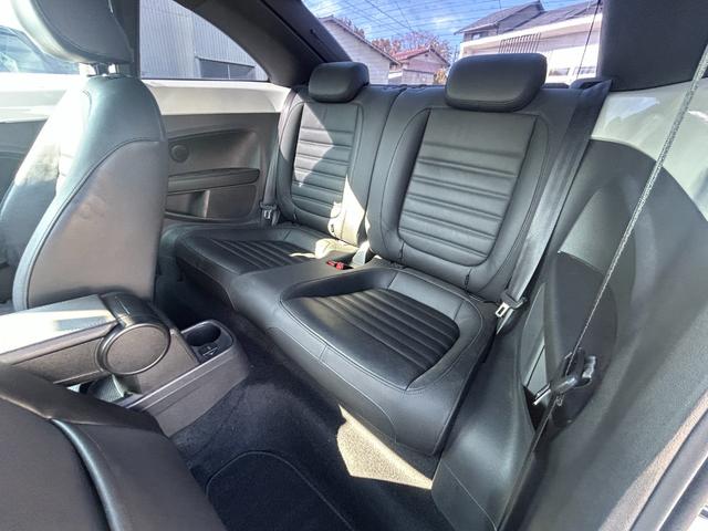 Ｇｏｏ鑑定車　保証付　ヒーター付皮シート　ナビ　ＴＶ　Ｂｌｕｅｔｏｏｔｈ　バックカメラ　クリアランスソナー　オートクルーズ　キーレス２個　ＨＩＤオートライト　ＥＴＣ