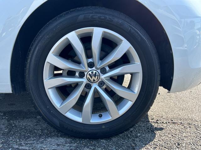 Ｇｏｏ鑑定車　保証付　ヒーター付皮シート　ナビ　ＴＶ　Ｂｌｕｅｔｏｏｔｈ　バックカメラ　クリアランスソナー　オートクルーズ　キーレス２個　ＨＩＤオートライト　ＥＴＣ